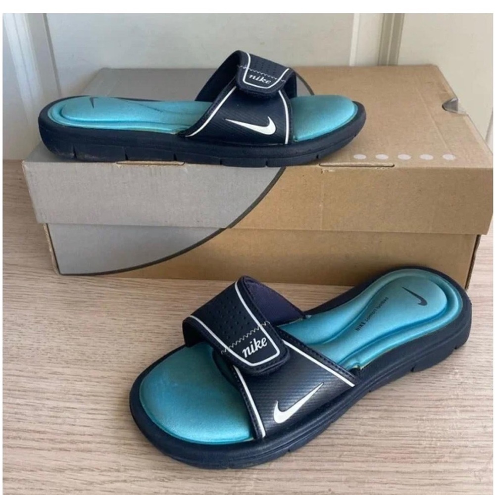 Nike Black and Teal Women's Sandals